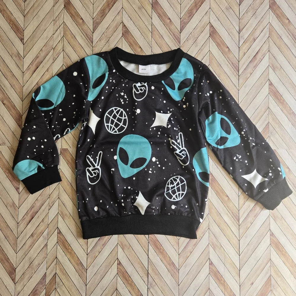 Kids Alien Space Crewneck Sweatshirt Black Teal Graphic Pullover Sweater 4-5Y